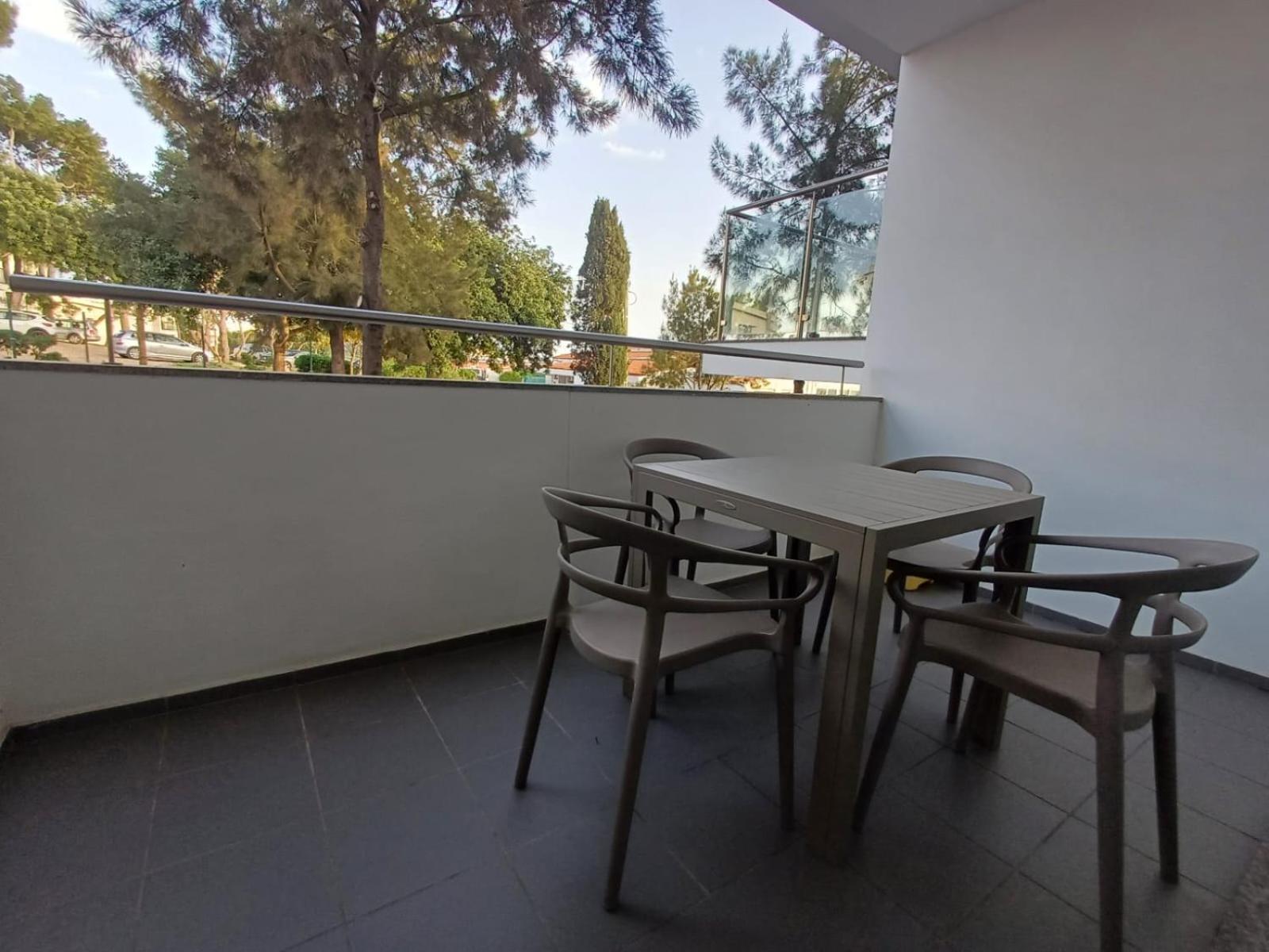 Deluxe By Bguest Apartment *